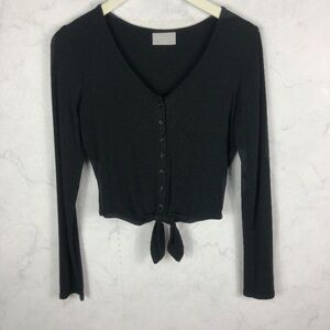 [Nollie] Black Button Down Crop Top